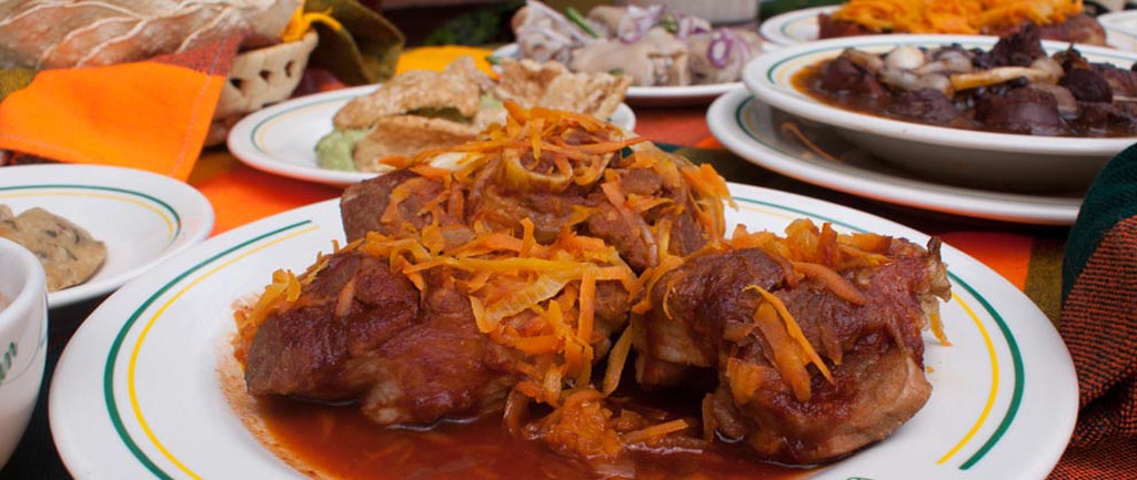 en tu tour a chiapas disfruta la rica comida regional. Gastronomía chiapaneca