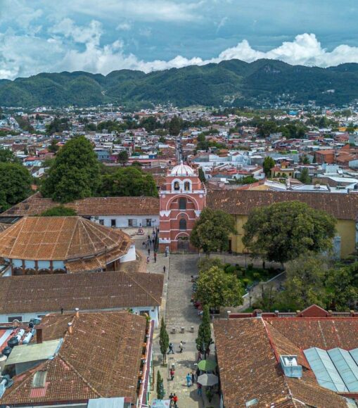 Aventura y Recreación (tirolesas, rafting, paseos en lancha, caminatas, etc.)